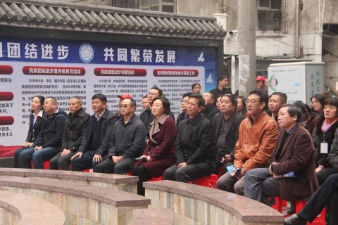 必须控制少数民族人口_少数民族流动人口输出(3)