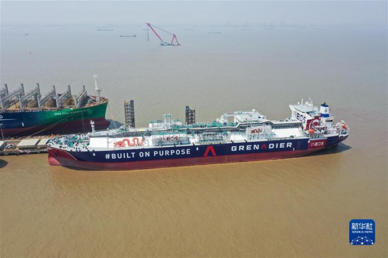 （图文互动）（17）&ldquo;中国经济发展前景一定会更加光明&rdquo;&mdash;&mdash;习近平总书记引领统筹推进高质量发展和高水平安全述评