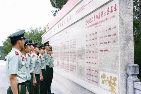 重溫紅色記憶