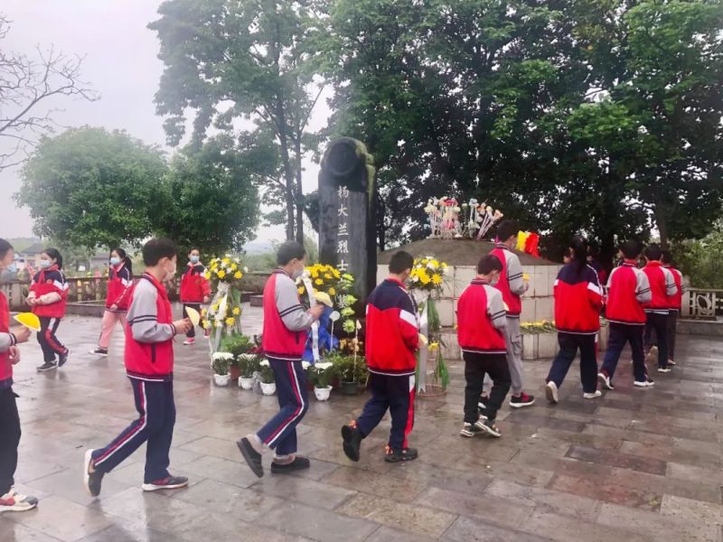 枝江祭英烈学党史跟党走传承红色基因