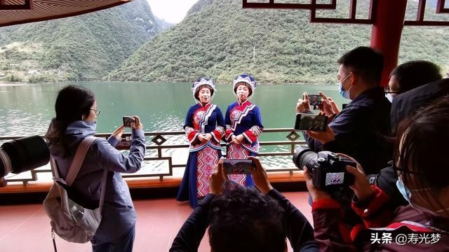 &ldquo;壮美长江&bull;诗画宜昌&rdquo;长江经济带高质量发展主题采访活动收官