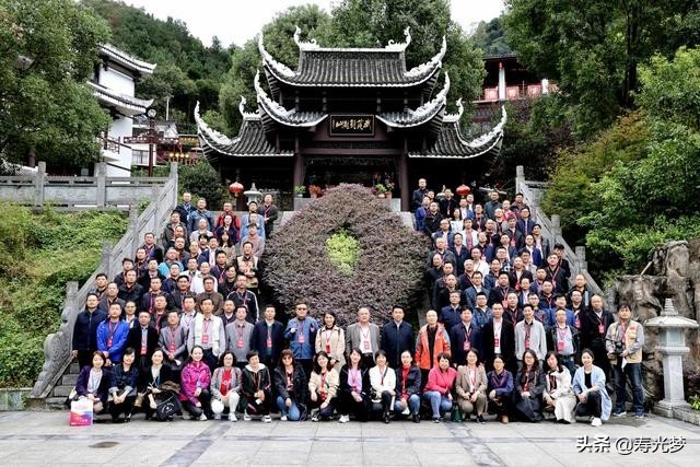 &ldquo;壮美长江&bull;诗画宜昌&rdquo;长江经济带高质量发展主题采访活动收官