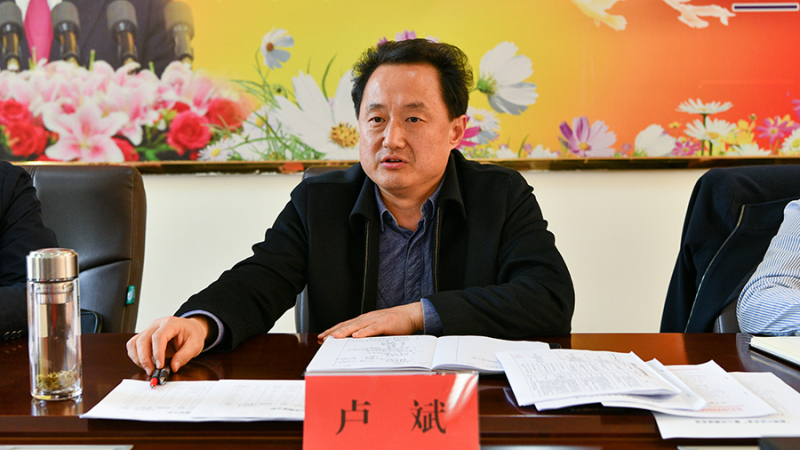 卢斌一行先后深入石板片区开发建设指挥部,唐家湾路延伸段,沙河移民