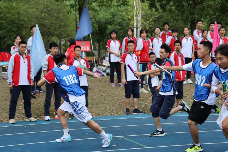 宜昌一中举办第25届体艺节暨第68届田径运动会