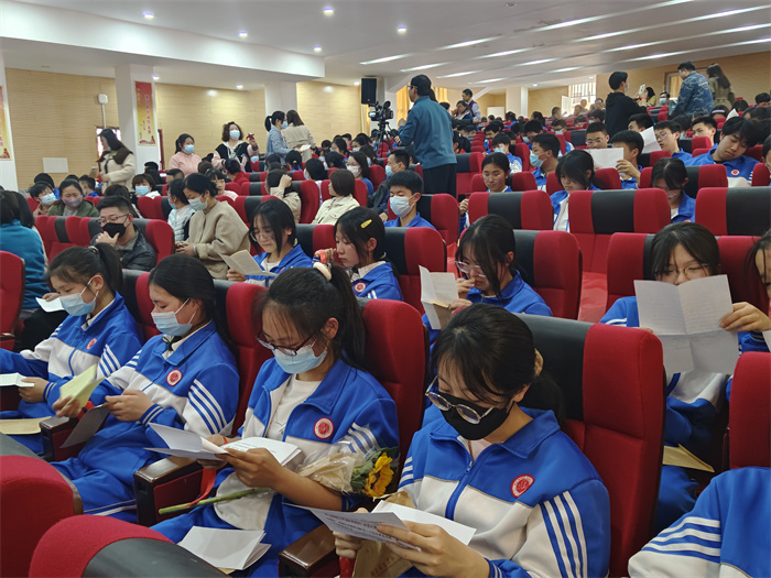 宜昌市三中举行2023届中考百日誓师活动