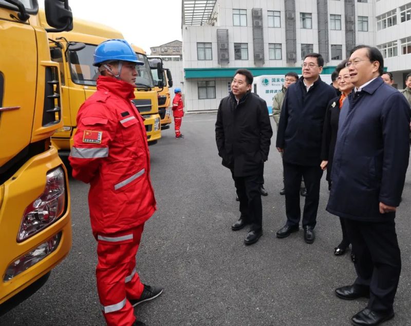 王忠林调研煤电油气运迎峰度冬保障工作