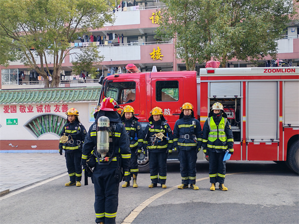 枝江消防深入辖区高级中学开展"六熟悉"演练 - 三峡宜昌网