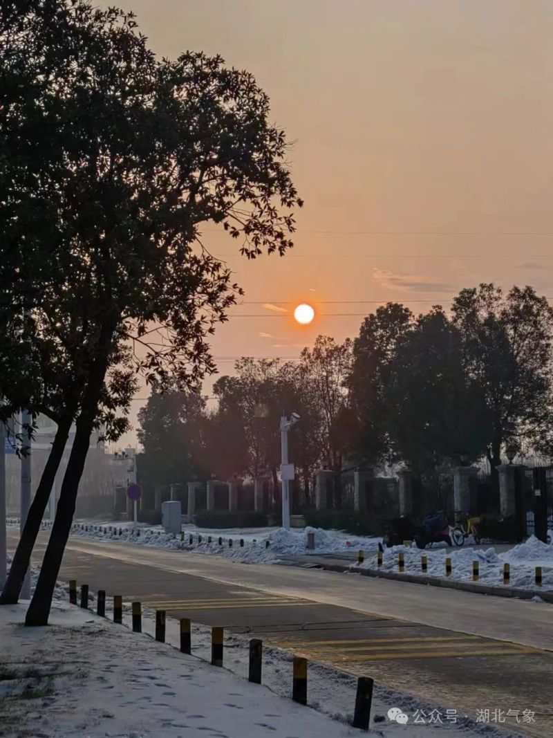 白天阳光限时返场但今晚起雨雪再次上线
