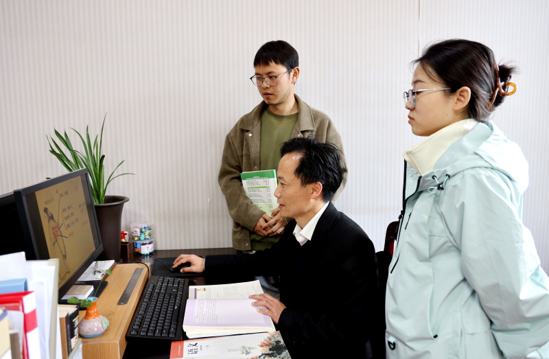 兴山职中韩晓夷老师被评为市第三届学科带头人